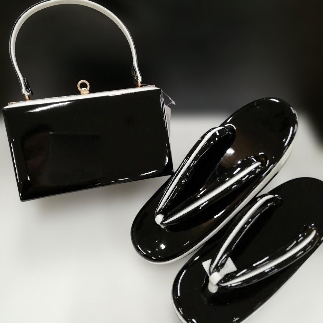 星★新品未使用☆ 振袖用成人式 卒業式　草履バッグセット黒白