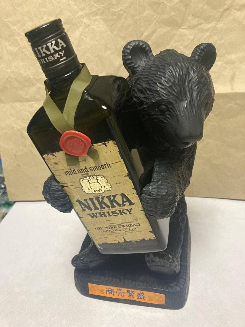 【非売品】ニッカウイスキー ボトル抱き熊 熊 置物