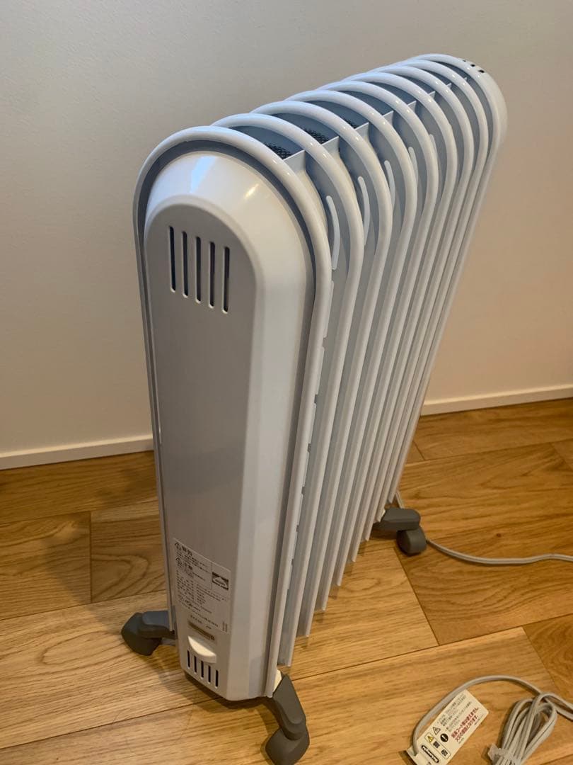 【1度使用】DeLonghi オイルヒーター　デロンギ　アミカルド